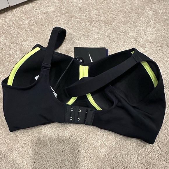 Nike Pro Hero Sports Bra Black 360 Degree High Support 620271 Size 32DD NWT - Picture 5 of 5